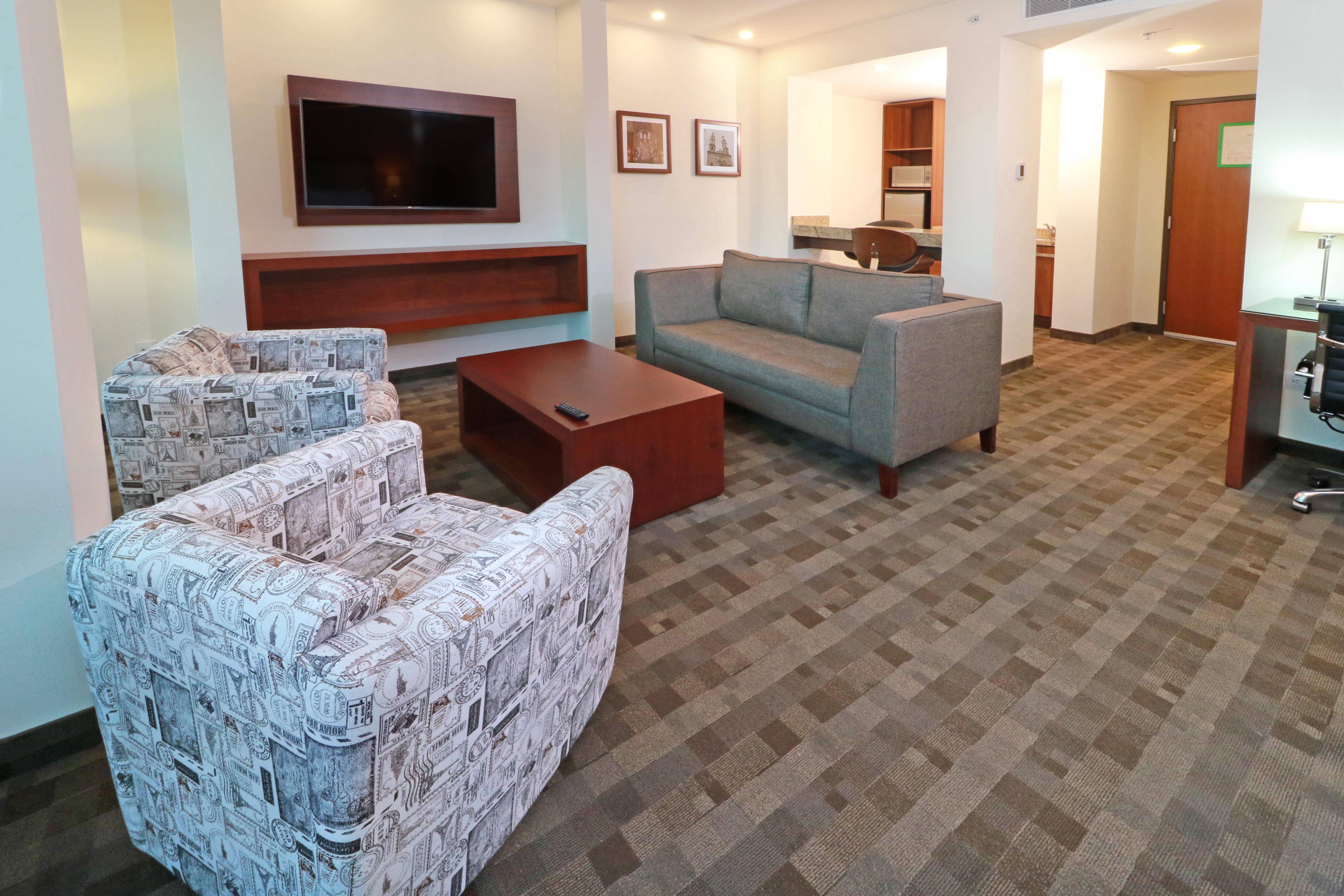 Holiday Inn & Suites Plaza Mayor By Ihg León Esterno foto