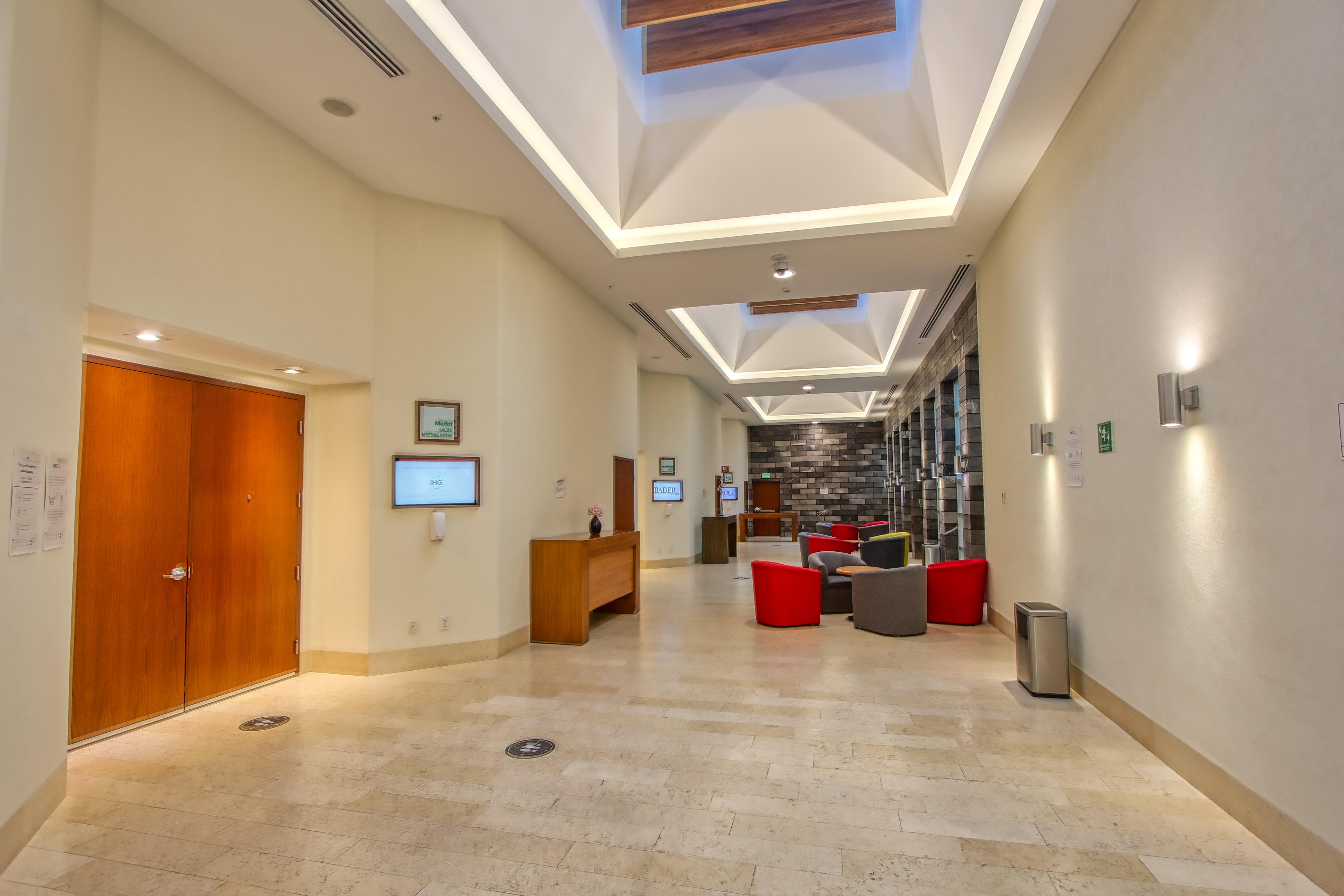 Holiday Inn & Suites Plaza Mayor By Ihg León Esterno foto