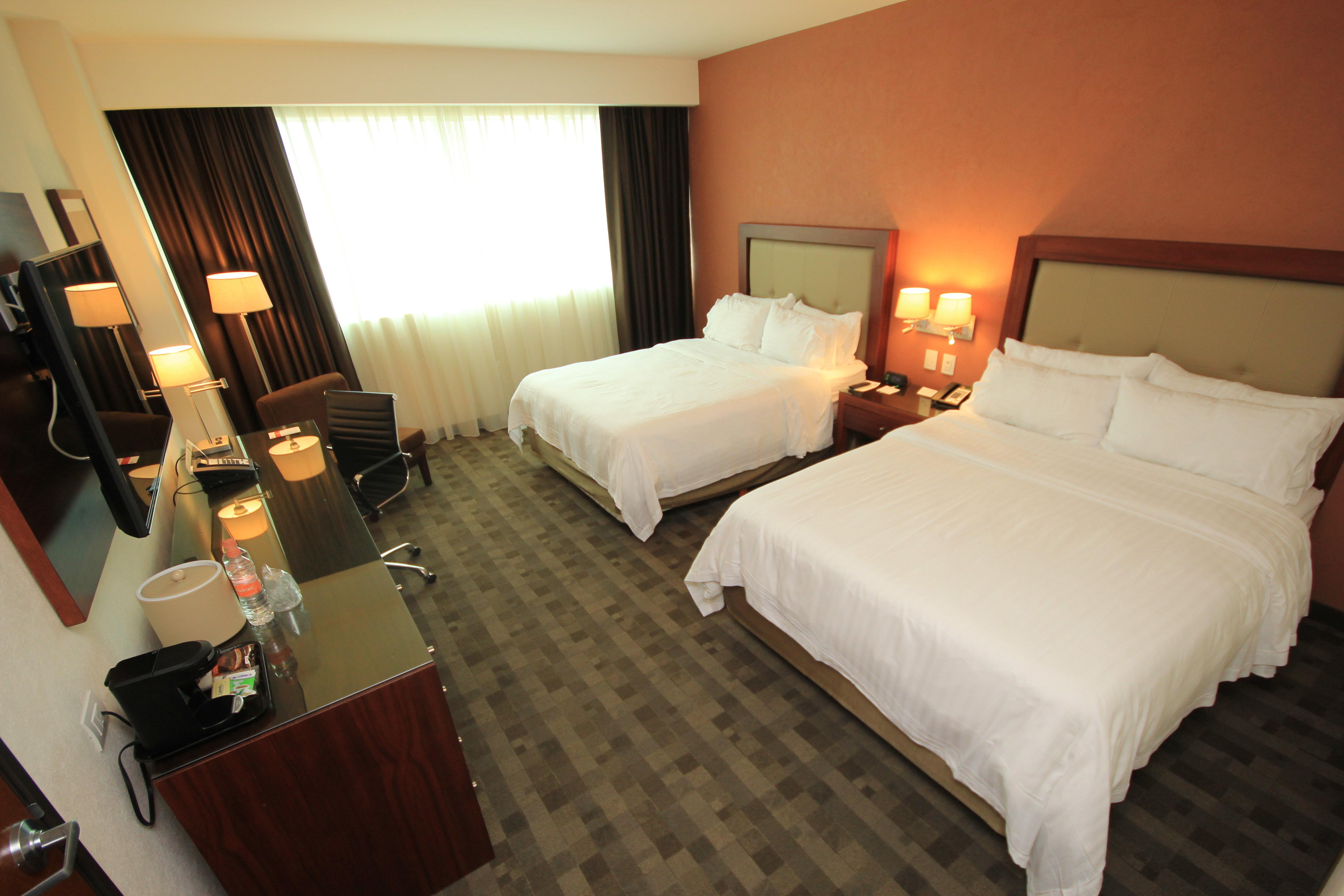 Holiday Inn & Suites Plaza Mayor By Ihg León Esterno foto