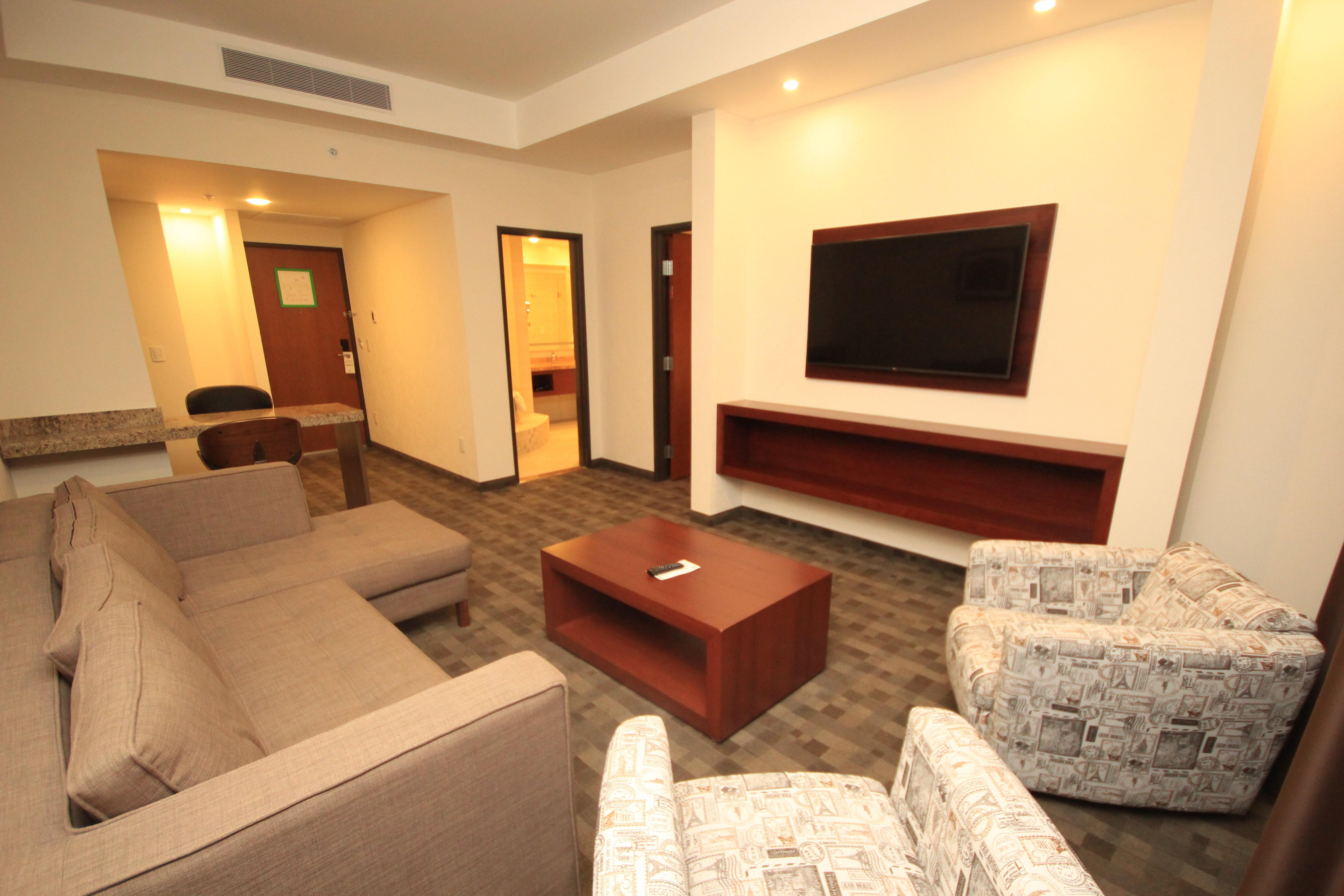 Holiday Inn & Suites Plaza Mayor By Ihg León Esterno foto